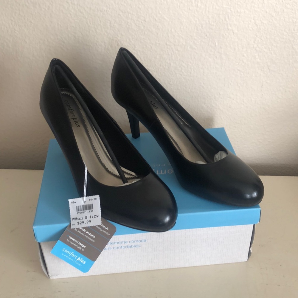 Comfort Plus by Predictions heels (Payless) NWT